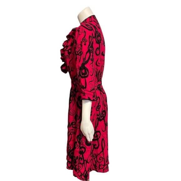 LOVE MOSCHINO Jabot Music Notes Printed Dress, Fuchsia Sz. 10 - Picture 3 of 10